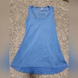 Blue Carrie Underwood workout tank top